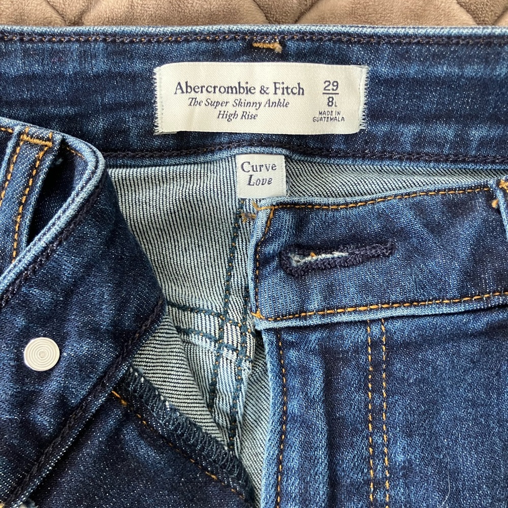 Abercrombie & Fitch Curve Love Super Skinny High-Rise Jeans - Dark Blue